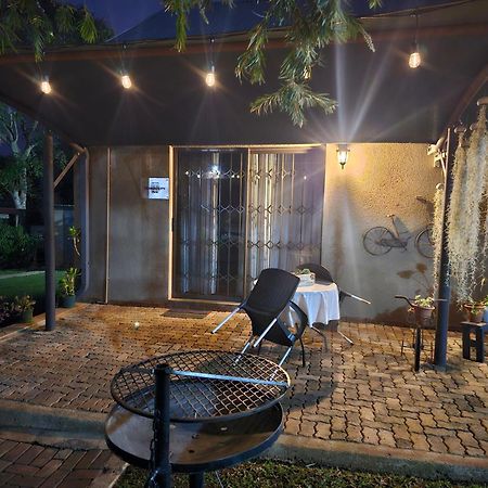 Apricity Inn Louis Trichardt Extérieur photo
